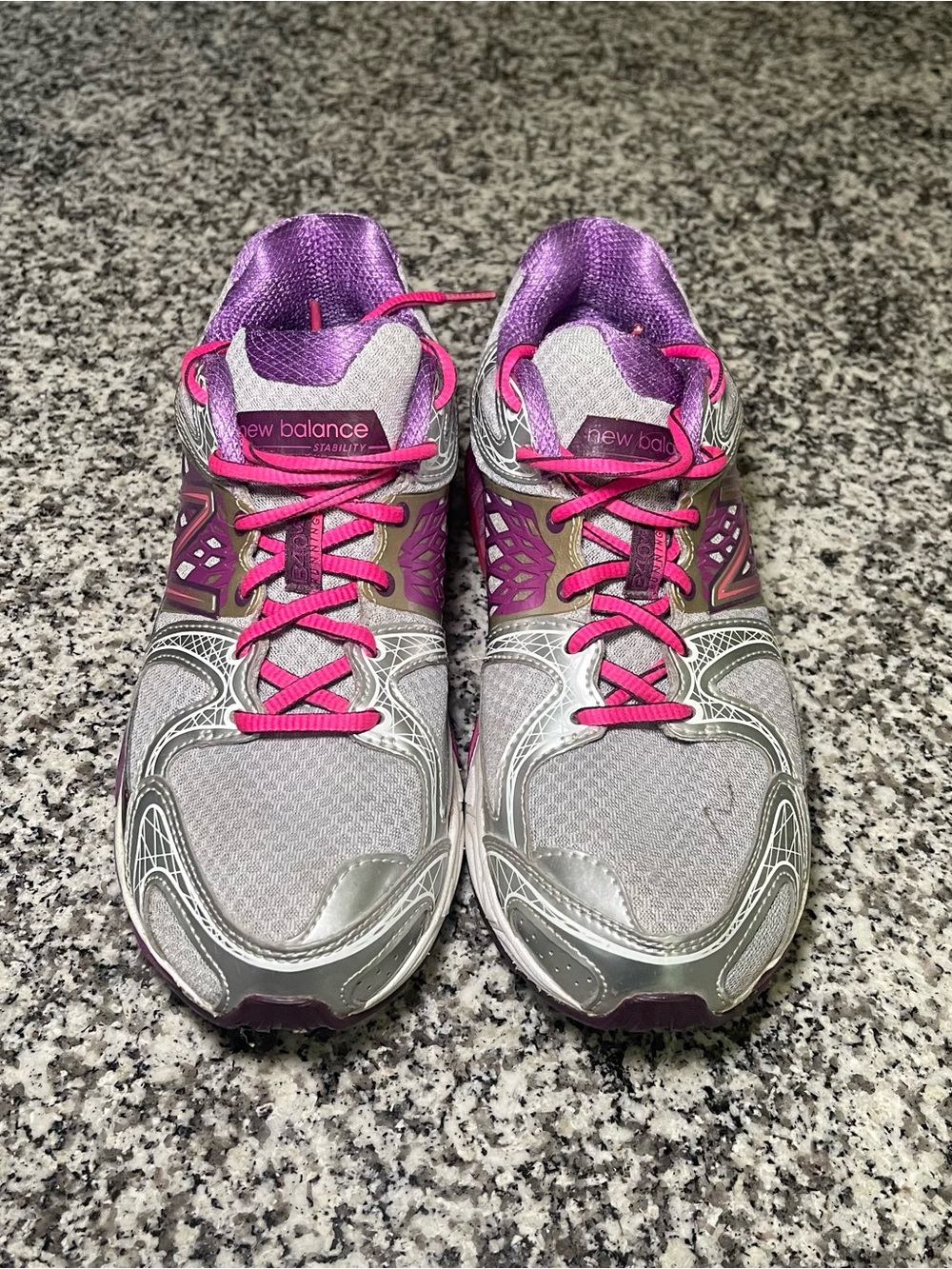 New Balance 1340v2 Women’s 9 Running Shoes Gray/Purple/Pink Walking Sneaker